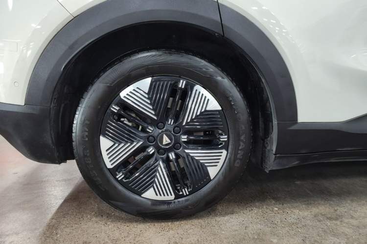 Used Deepal S05 2024 510Max Pure Electric Version Exterior 5