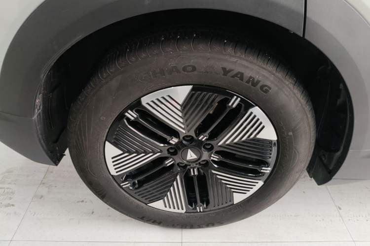Used Deepal S05 2024 200Max Range-Extended Long-Range Version Exterior 5