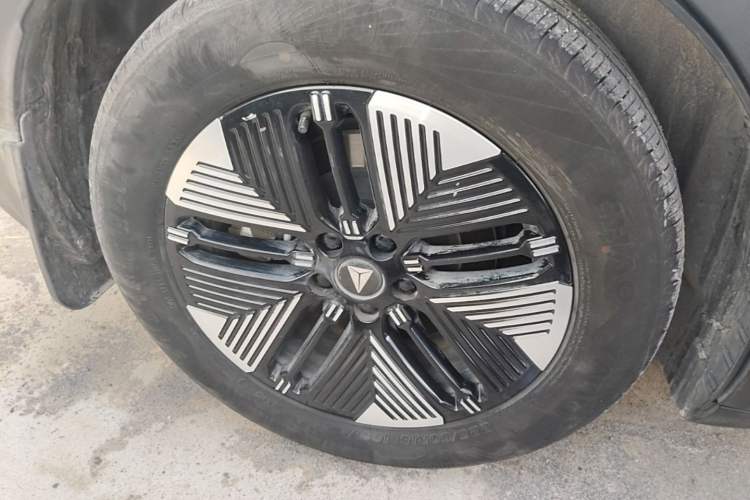Used Deepal S05 2024 510Max Pure Electric Version Exterior 5