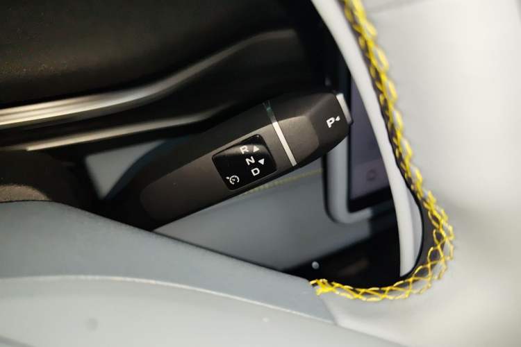 Used Deepal S05 2024 510Max Pure Electric Version Gear Lever