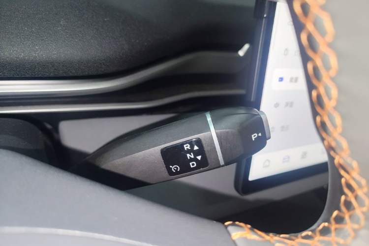 Used Deepal S05 2024 510Max Pure Electric Version Gear Lever
