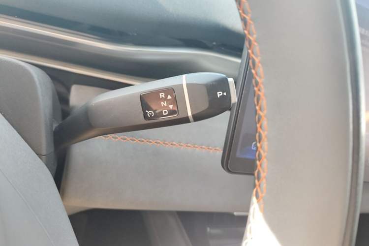Used Deepal S05 2024 510Max Pure Electric Version Gear Lever