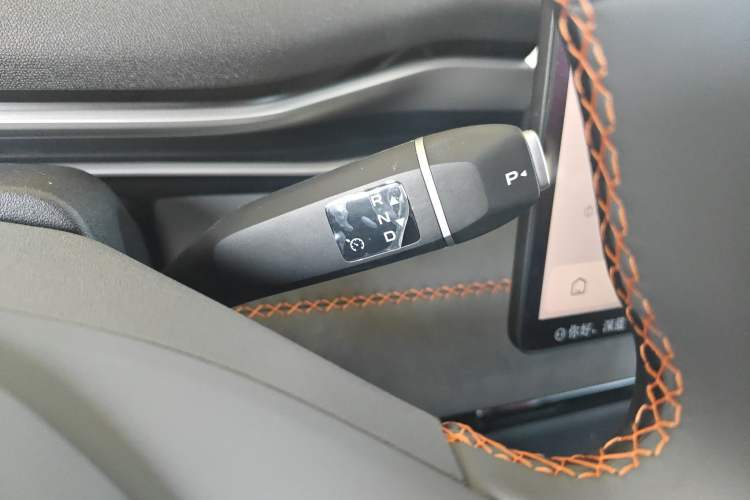 Used Deepal S05 2024 510Max Pure Electric Version Gear Lever