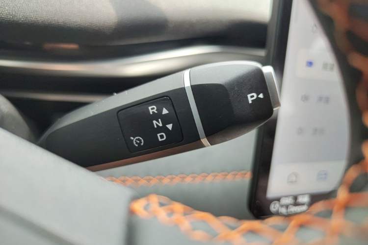 Used Deepal S05 2024 510Max Pure Electric Version Gear Lever