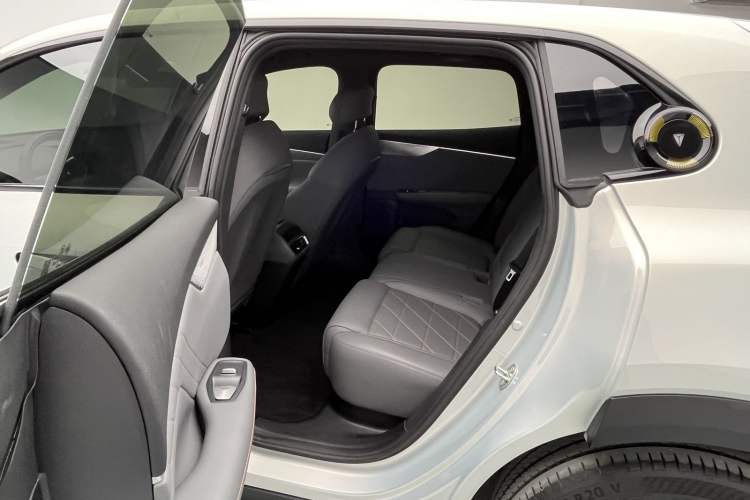 Used Deepal S05 2024 200Max Range-Extended Long-Range Version Interior 1