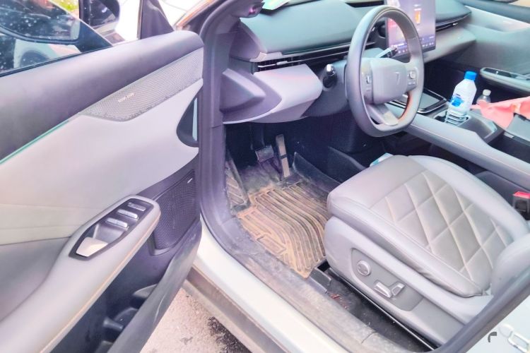 Used Deepal S05 2024 200 Ultra Range-Extended Long-Range Version Interior 3