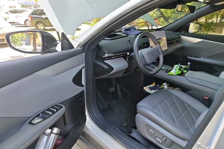 Used Deepal S05 2024 510Max Pure Electric Version Interior 3