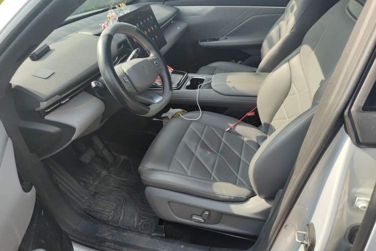 Used Deepal S05 2024 510 Plus Pure Electric Version Left Front Seat