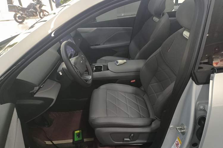 Used Deepal S05 2024 510 Plus Pure Electric Version Left Front Seat