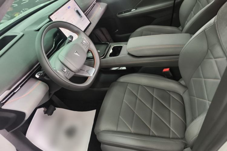 Used Deepal S05 2024 510Max Pure Electric Version Left Front Seat