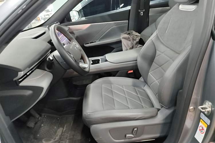 Used Deepal S05 2024 510 Plus Pure Electric Version Left Front Seat