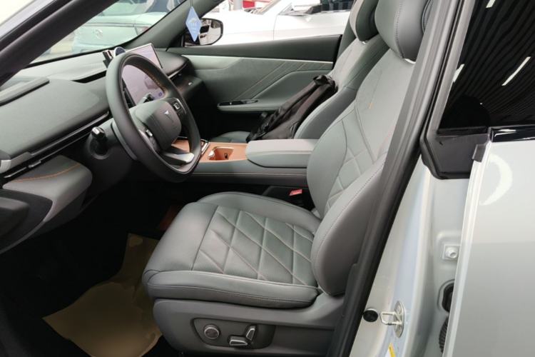 Used Deepal S05 2024 200Max Range-Extended Long-Range Version Left Front Seat