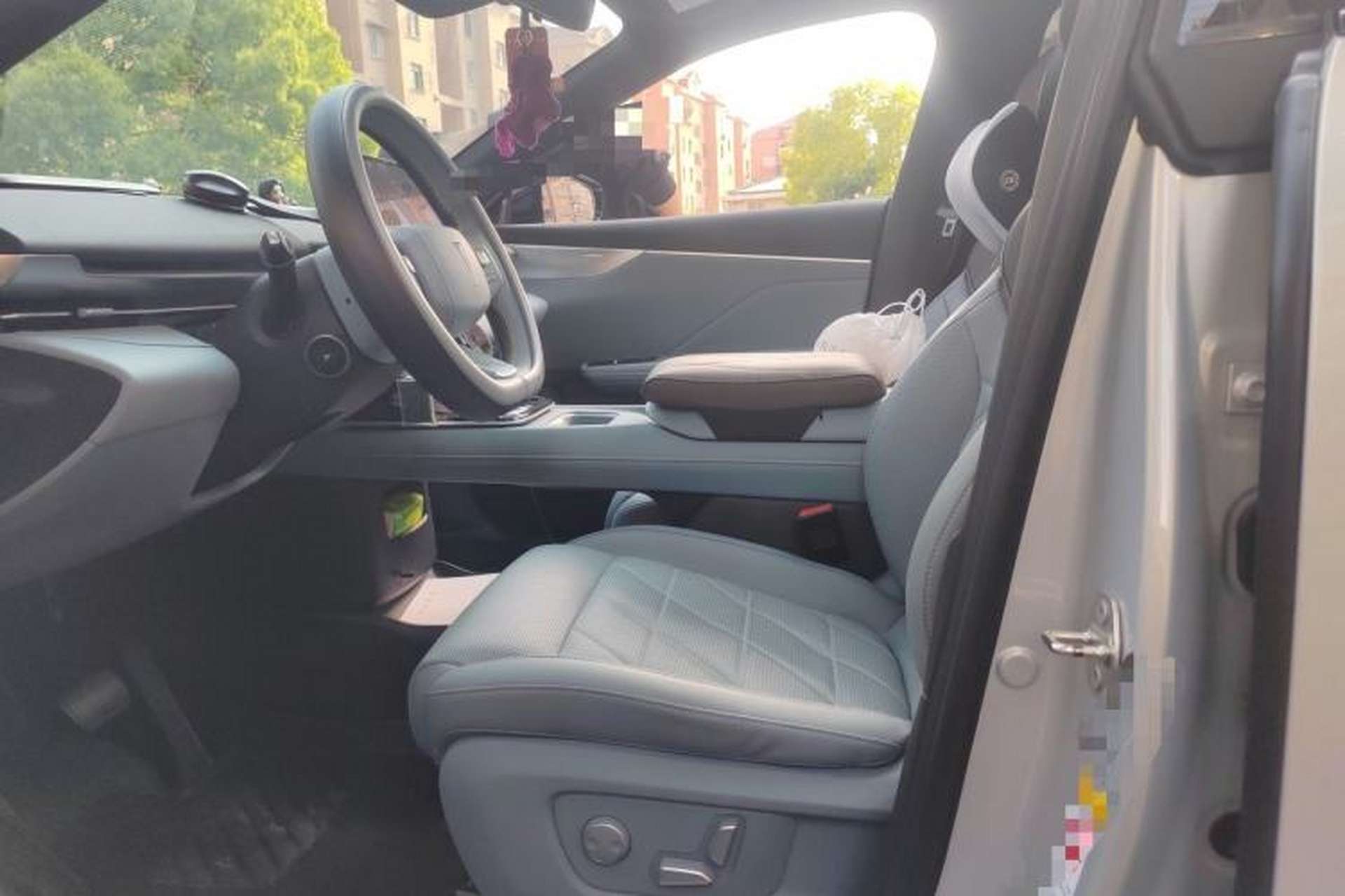 Used Deepal S05 2024 510Max Pure Electric Version Left Front Seat
