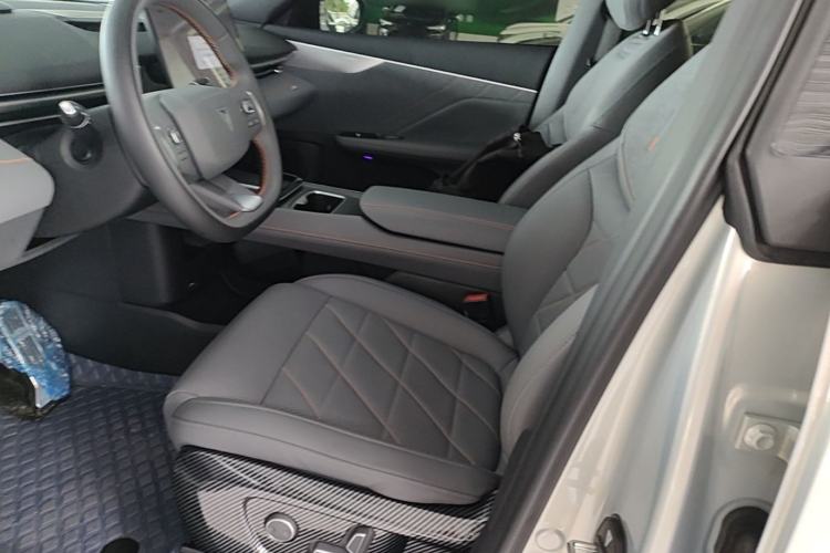 Used Deepal S05 2024 510Max Pure Electric Version Left Front Seat