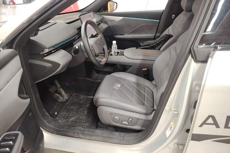 Used Deepal S05 2024 510 Ultra Pure Electric Version Left Front Seat
