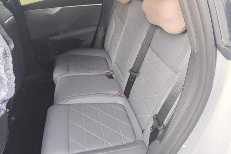 Used Deepal S05 2024 510Max Pure Electric Version Left Rear Seat