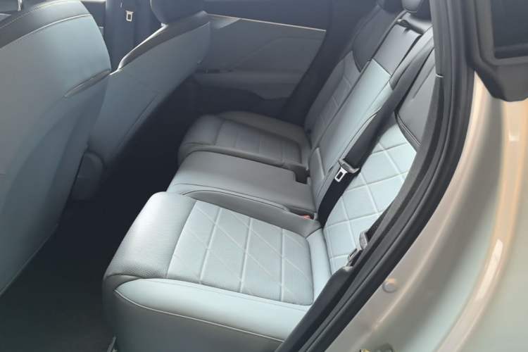 Used Deepal S05 2024 510 Ultra Pure Electric Version Left Rear Seat