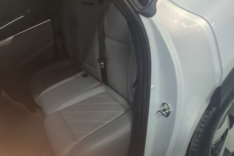 Used Deepal S05 2024 510 Ultra Pure Electric Version Left Rear Seat