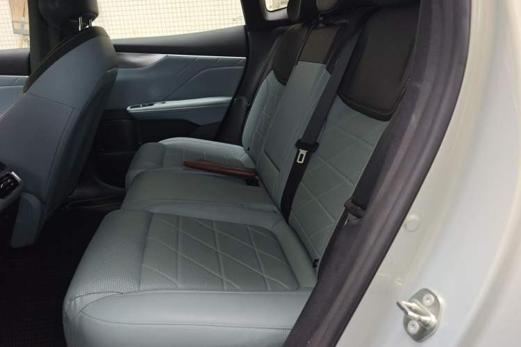 Used Deepal S05 2024 510 Ultra Pure Electric Version Left Rear Seat