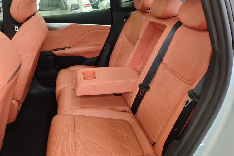 Used Deepal S05 2024 510 Ultra Pure Electric Version Left Rear Seat