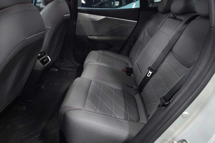 Used Deepal S05 2024 510Max Pure Electric Version Left Rear Seat