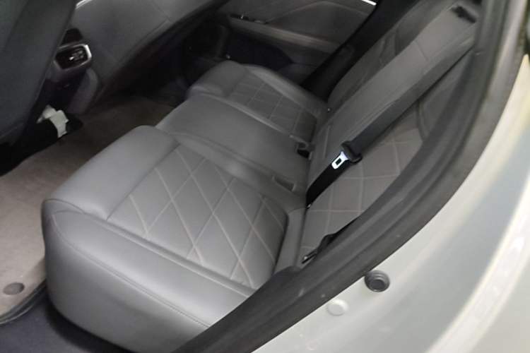 Used Deepal S05 2024 510Max Pure Electric Version Left Rear Seat