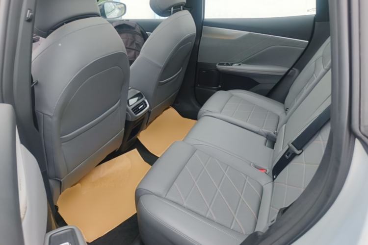 Used Deepal S05 2024 510 Plus Pure Electric Version Left Rear Seat