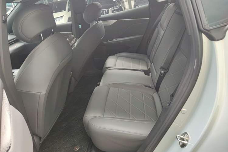 Used Deepal S05 2024 510Max Pure Electric Version Left Rear Seat