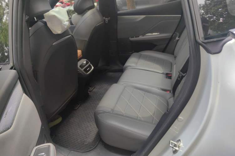 Used Deepal S05 2024 510Max Pure Electric Version Left Rear Seat