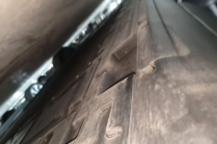 Used Deepal S05 2024 200Max Range-Extended Long-Range Version Left Side Sill