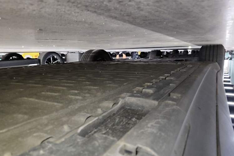 Used Deepal S05 2024 510Max Pure Electric Version Left Side Sill