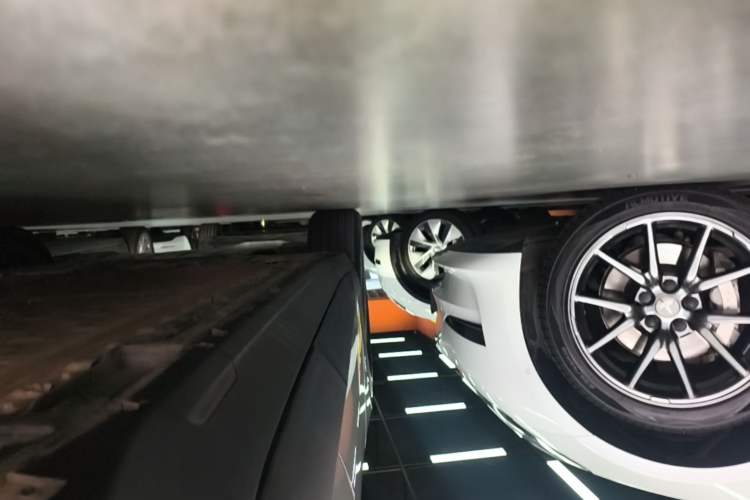 Used Deepal S05 2024 510Max Pure Electric Version Left Side Sill
