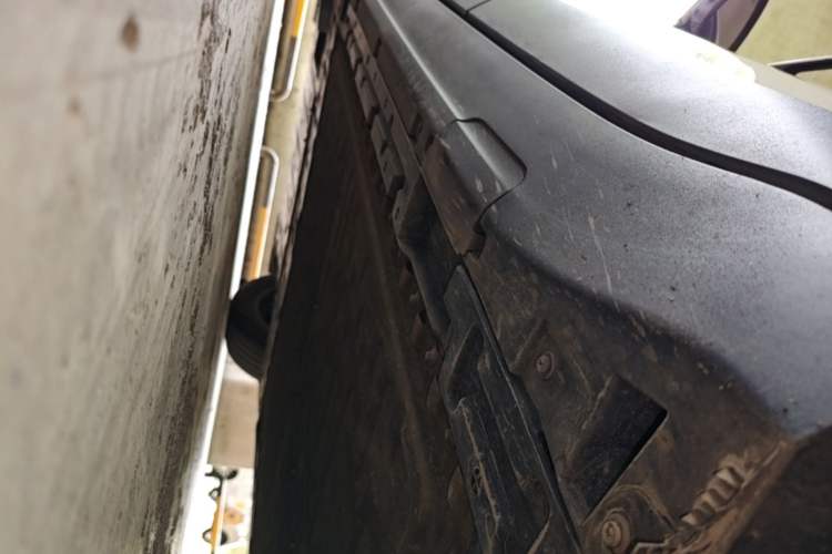 Used Deepal S05 2024 510Max Pure Electric Version Left Side Sill