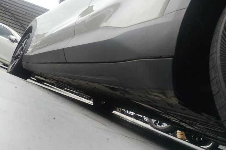 Used Deepal S05 2024 200Max Range-Extended Long-Range Version Left Side Sill