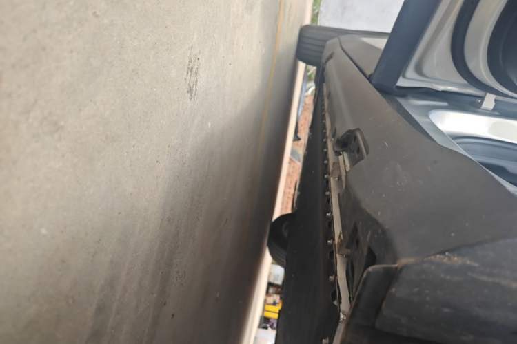 Used Deepal S05 2024 510Max Pure Electric Version Left Side Sill