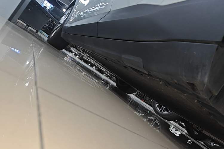 Used Deepal S05 2024 510 Ultra Pure Electric Version Left Side Sill
