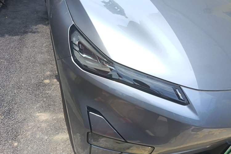 Used Deepal S05 2024 510 Plus Pure Electric Version Right Front Headlight