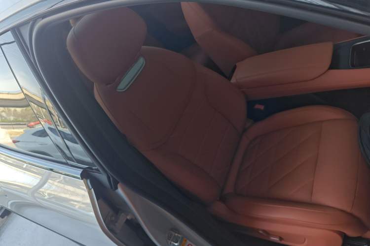 Used Deepal S05 2024 200 Ultra Range-Extended Long-Range Version Right Front Seat
