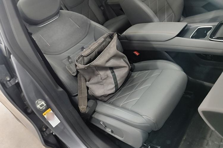 Used Deepal S05 2024 510 Plus Pure Electric Version Right Front Seat