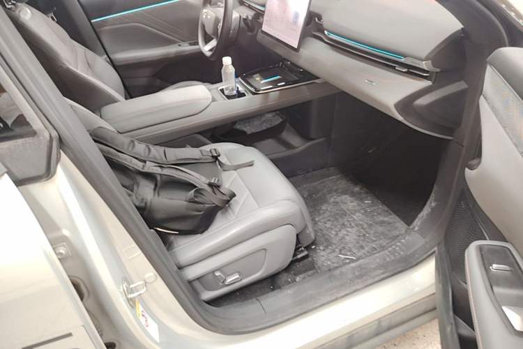 Used Deepal S05 2024 510 Ultra Pure Electric Version Right Front Seat