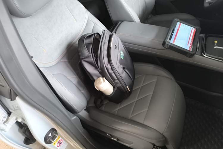 Used Deepal S05 2024 200Max Range-Extended Long-Range Version Right Front Seat