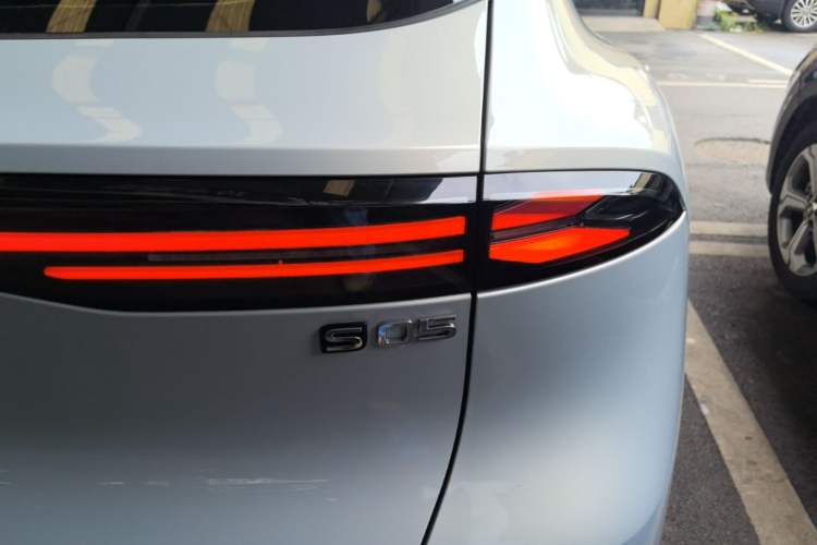 Used Deepal S05 2024 510 Ultra Pure Electric Version Right Rear Taillight
