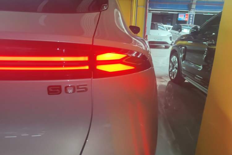 Used Deepal S05 2024 510 Ultra Pure Electric Version Right Rear Taillight
