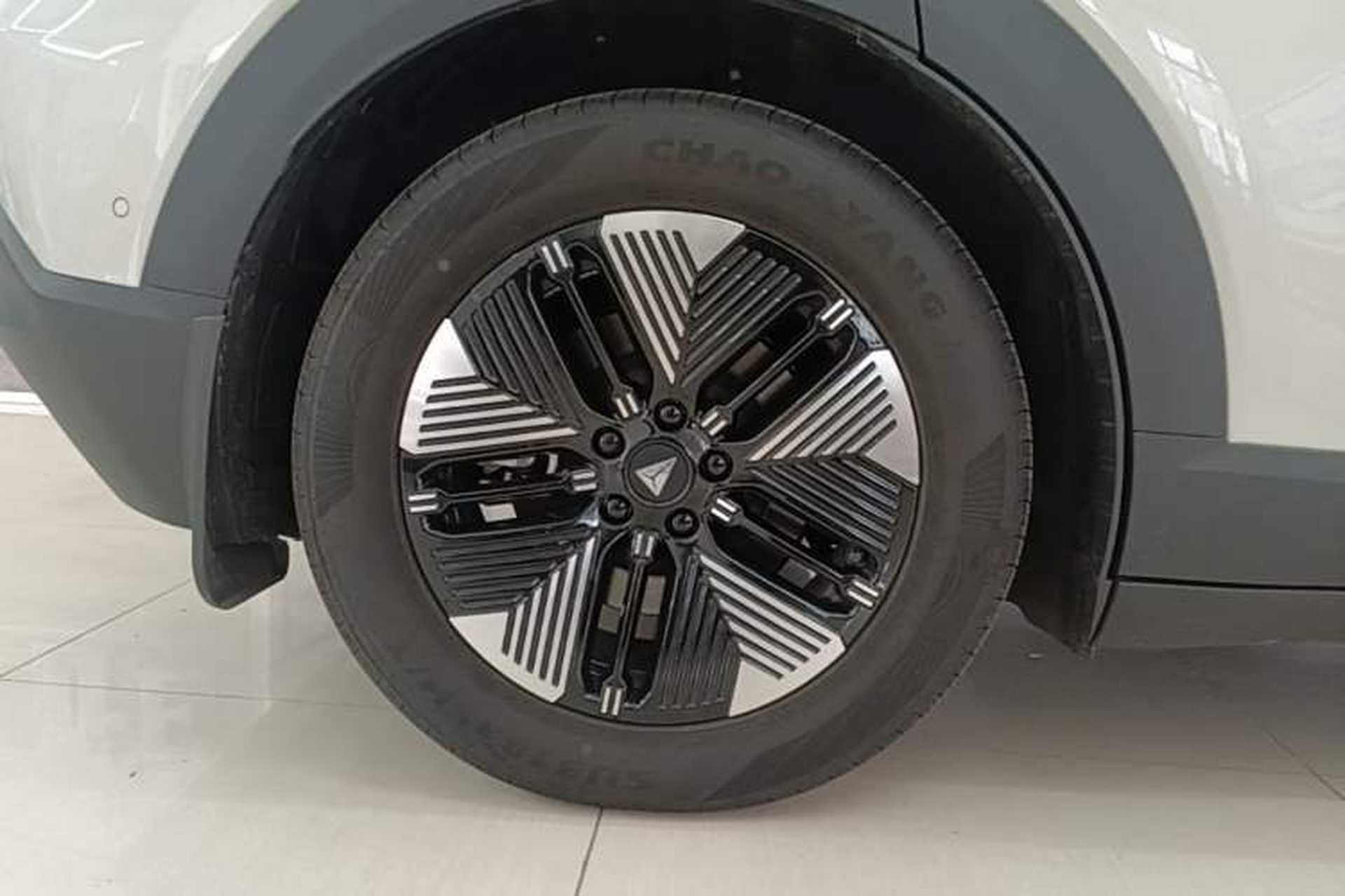 Used Deepal S05 2024 510Max Pure Electric Version Right Rear Wheel Hub