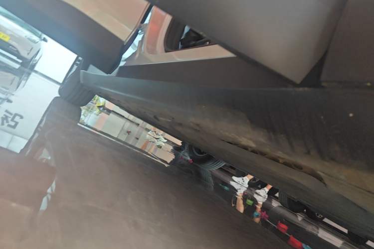Used Deepal S05 2024 510Max Pure Electric Version Right Side Sill