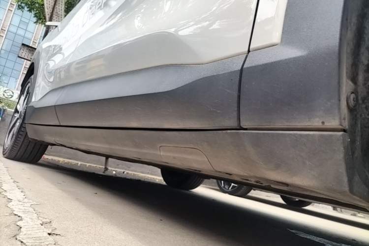 Used Deepal S05 2024 510 Ultra Pure Electric Version Right Side Sill