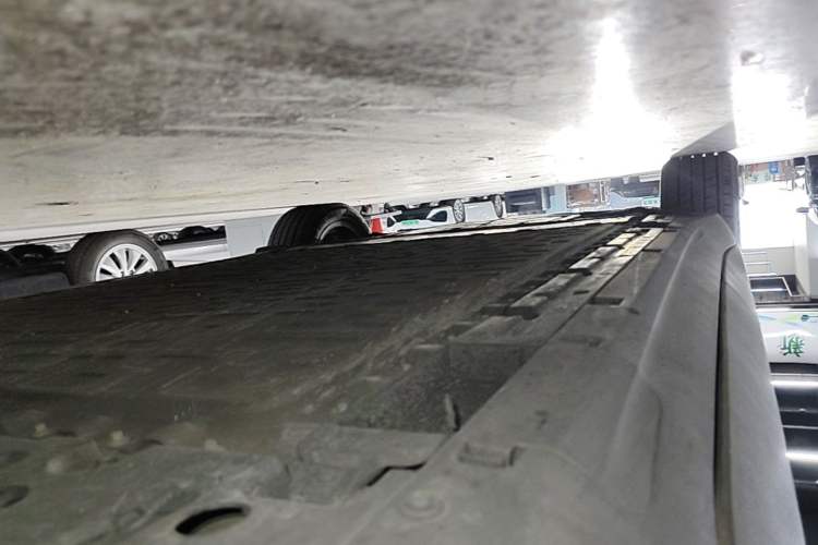 Used Deepal S05 2024 510Max Pure Electric Version Right Side Sill