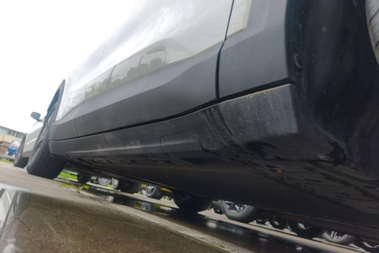 Used Deepal S05 2024 510 Plus Pure Electric Version Right Side Sill
