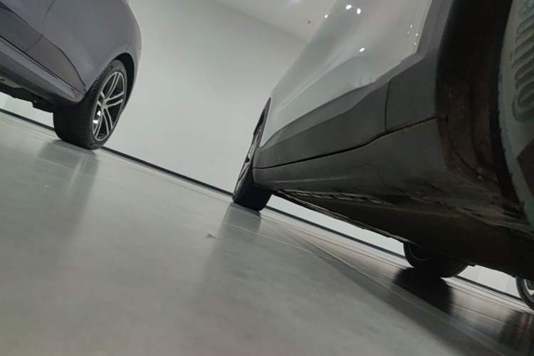 Used Deepal S05 2024 510 Ultra Pure Electric Version Right Side Sill