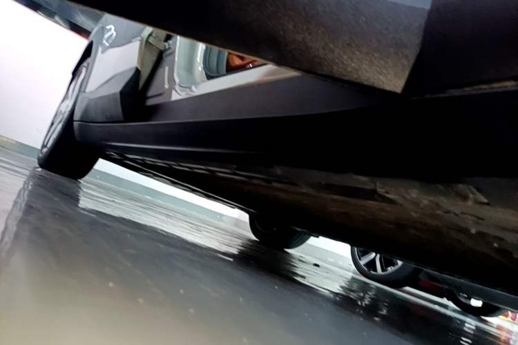Used Deepal S05 2024 510 Ultra Pure Electric Version Right Side Sill